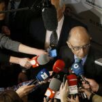 El ministro de Hacienda, Cristóbal Montoro, en declaraciones a los medios de comunicación, a su llegada hoy a la clausura de la III Cumbre de políticos y empresarios