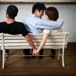 Economía Digital en Inglés: AshleyMadison, the site for infidelity by "the most hated man on the Internet"