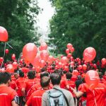 Coca-Cola y Objetivo Bienestar se mueven por la felicidad