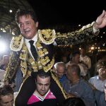 El Soro sale en volandas del coso de Játiva