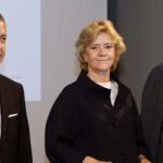 De izquierda a derecha, el lehendakari Iñigo Urkullu; la Defensora del Pueblo, Soledad Becerril, y el Ararteko, Iñigo Lamarca.