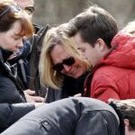 Familiares del piloto del Germanwings, en el lugar del siniestro