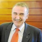 El avance de pluralismo olvidó la aparición de Chaves en TVE