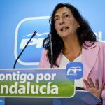La secretaria general del PP-A, Dolores López