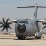 Imagen de un A400-M en un vuelo de prueba en Sevilla.