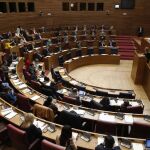 Les Corts Valencianes cierran la octava legislatura con la última sesión del pleno antes de su disolución la próxima semana por la convocatoria de las elecciones autonómicas del 24 de mayo.