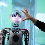 El estudio se ha centrado en acelerar de forma cuántica uno de los puntos más difíciles de resolver en informática: el aprendizaje robótico