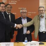 Los secretarios generales de CCOO y UGT, Ignacio Fernández Toxo y Cándido Méndez, y los presidentes de CEOE y Cepyme, Juan Rosell y Antonio Garamendi