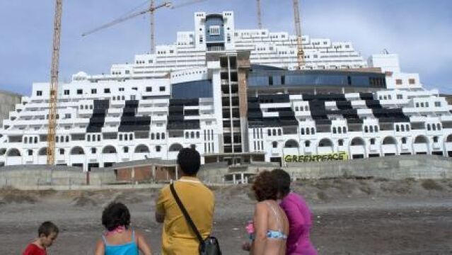 El TSJA dice que la licencia de El Algarrobico es legal