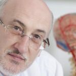 Descubren un segmento genómico que influye en el origen del Alzheimer