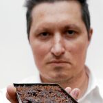 El chef muestra uno de sus arroces