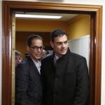 Pedro Zerolo, junto a Pedro Sánchez