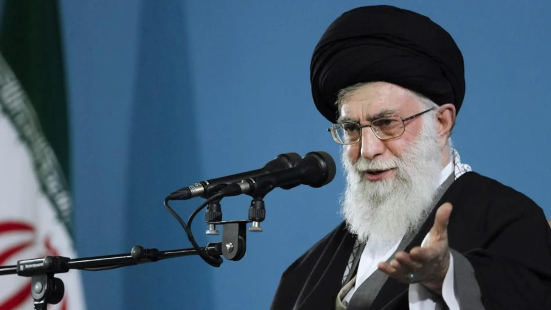 Imagen distribuida por la página web oficial del líder supremo de Irán, ayatolá Ali Jamenei