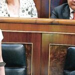Chacón se enfrenta con el PP al responsabilizar a Trillo del Yak