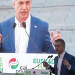 El lehendakari, Iñigo Urkullu, interviene en el acto con el que el PNV da inicio en Vitoria a la campaña para las elecciones municipales y forales del próximo 24 de mayo.