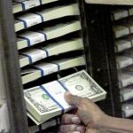 OPINIÓN: Devaluando el dólar
