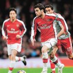Cesc, recién salido de una lesión, es la referencia del Arsenal