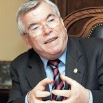 La FEMP, en plena convulsión interna, tratade cerrar hoy con Chaves la financiación local