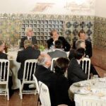 El Príncipe Don Felipe se dirige a las autoridades durante su discurso en el refectorio del Real Monasterio de La Cartuja
