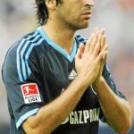 Raúl disputará hoy su primer partido de la Bundesliga
