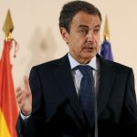 Zapatero convocova a las construtoras para abordar el recorte de obra pública