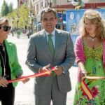 Con la reforma, los vecinos de Majadahonda han ganado casi 20.000 metros cuadrados peatonales, con zonas ajardinadas y juegos infantiles en la Gran Vía y el Bulevar Cervantes
