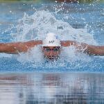Phelps reaparece dominando las series de 100 mariposa en Arizona.