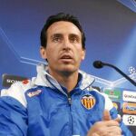 Emery afronta tranquilo el partido de esta noche ante el Bursaspor
