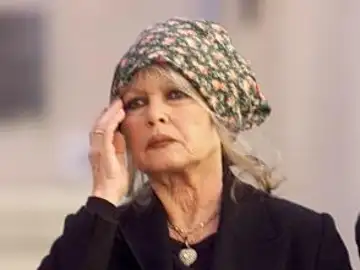 Brigitte Bardot aplaude la prohibición Brigitte Bardot aplaude la prohibición