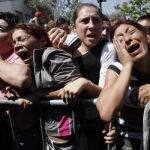 Los familiares de los presos atacan a las autoridades