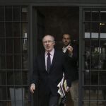 El ex vicepresidente del Gobierno y ex director gerente del FMI, Rodrigo Rato, a su salida de su domicilio en Madrid.