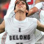 La FIFA le saca la roja a Dios: se plantea prohibir los gestos religiosos en los partidos como santiguarse