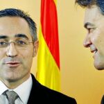 El presidente de CiU, Artur Mas, y el eurodiputado Ramon Tremosa en la campaña de las europeas