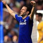 Cesc Fábegras, celebrando el título de la Premier