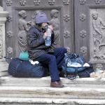 La indigencia sigue siendo habitual en las calles