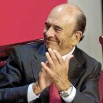 El presidente de Banco Santander, Emilio Botín, presidió ayer en Cádiz la X Junta General de Accionistas de Universia, a la que acudieron 57 rectores