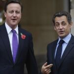 Cameron y Sarkozy firmarán hoy un histórico pacto sobre defensa