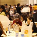 La población extranjera cae en 304.623 personas, el doble que el año anterior