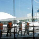 Un grupo de periodistas visita el Centro Niemeyer