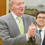 El Rey agradeció ayer a la Prensa el trato amable que ha recibido de los medios de comunicación