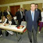 Mateos duda de la eficacia de las becas de mantenimiento creadas por el Gobierno