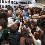 La candidata de Ahora Madrid, Manuela Carmena, tras la reunión con el presidente de Bankia, José Ignacio Goirigolzarri