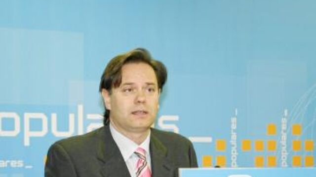 Chico emplaza a Tovar a demostrar el aumento de efectivos policiales