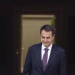Zapatero se compromete a luchar contra la piratería informativa y cultural