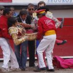 José Tomás, tras su cogida en Aguascalientes (México)