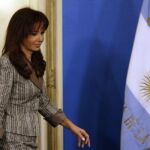 Cristina Fernández lidera la comitiva que acompañará a Zelaya a Tegucigalpa
