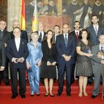 Camps pide unidad para superar las crisis