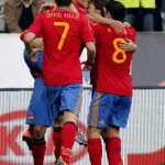 Jesús Navas celebrando su primer gol con la selección