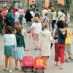 El 46% quiere que los colegios abran todo el año