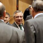 Blanco asegura que «no hay ninguna reunión» entre PSE y Batasuna